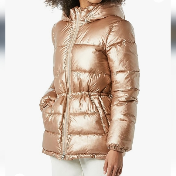 Amazon Essentials Women's Jacket - Picture 3 of 17